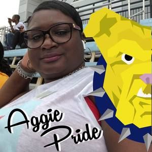 Meet your Posher, Latasha